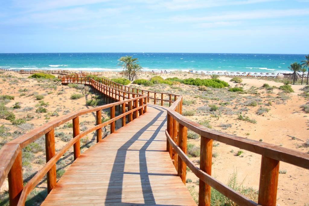 Nova Beach Apartment Аликанте Екстериор снимка